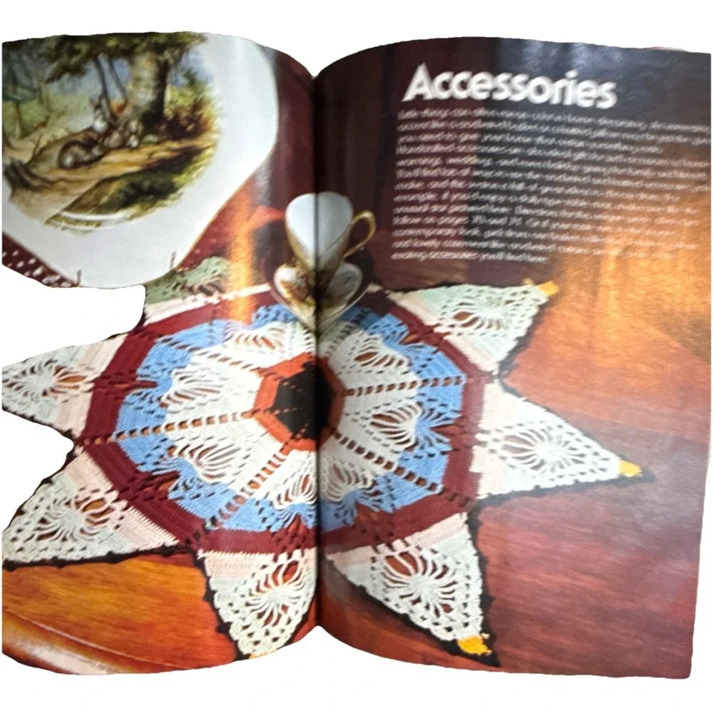 Better Homes and Gardens Crocheting Knitting Afghans Throws Doily Pattern Book